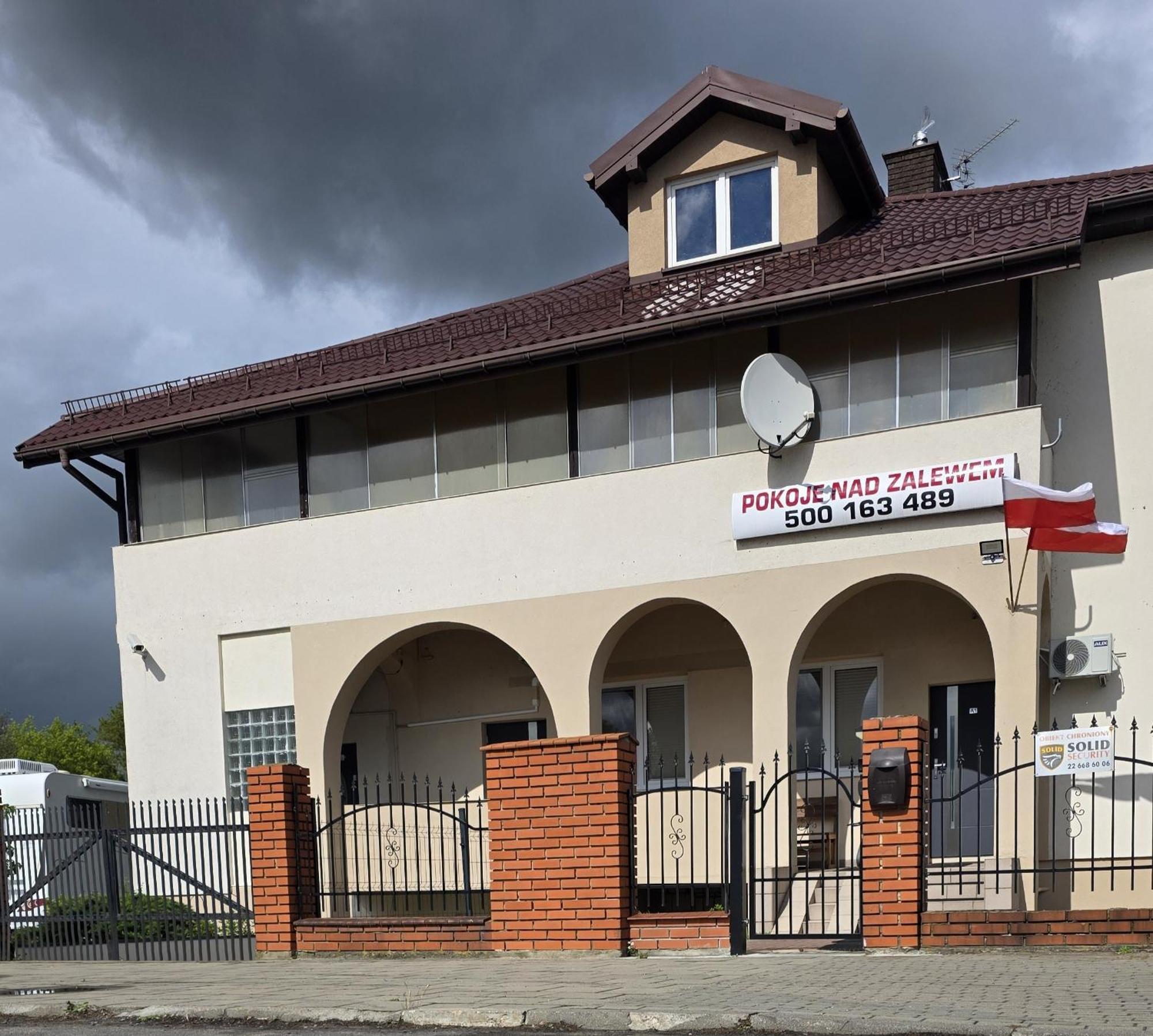 Hotel Nad Zalewem 500-163-489 Zegrze Poludniowe Zewnętrze zdjęcie